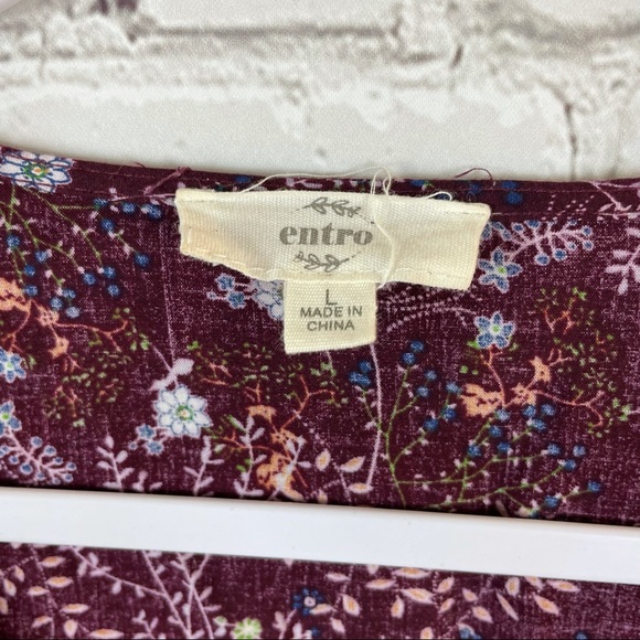 [Entro] Floral Bell Sleeve Top with Metal Rings - Picture 6 of 13